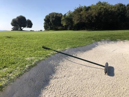 Easy-raking-with-less-than-an-inch-of-sand-on-the-faces